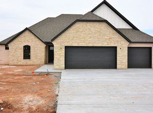 5550 NE Snowy Owl Rd, Elgin, OK 73538