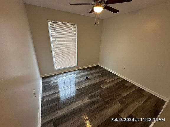 3rd image of 653 Northaven Dr