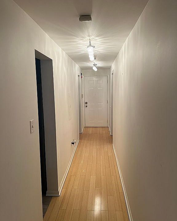 1st image of 406 W Oak St #1E