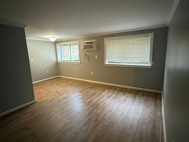 3101 Naylor Rd SE #104 — Photo 6