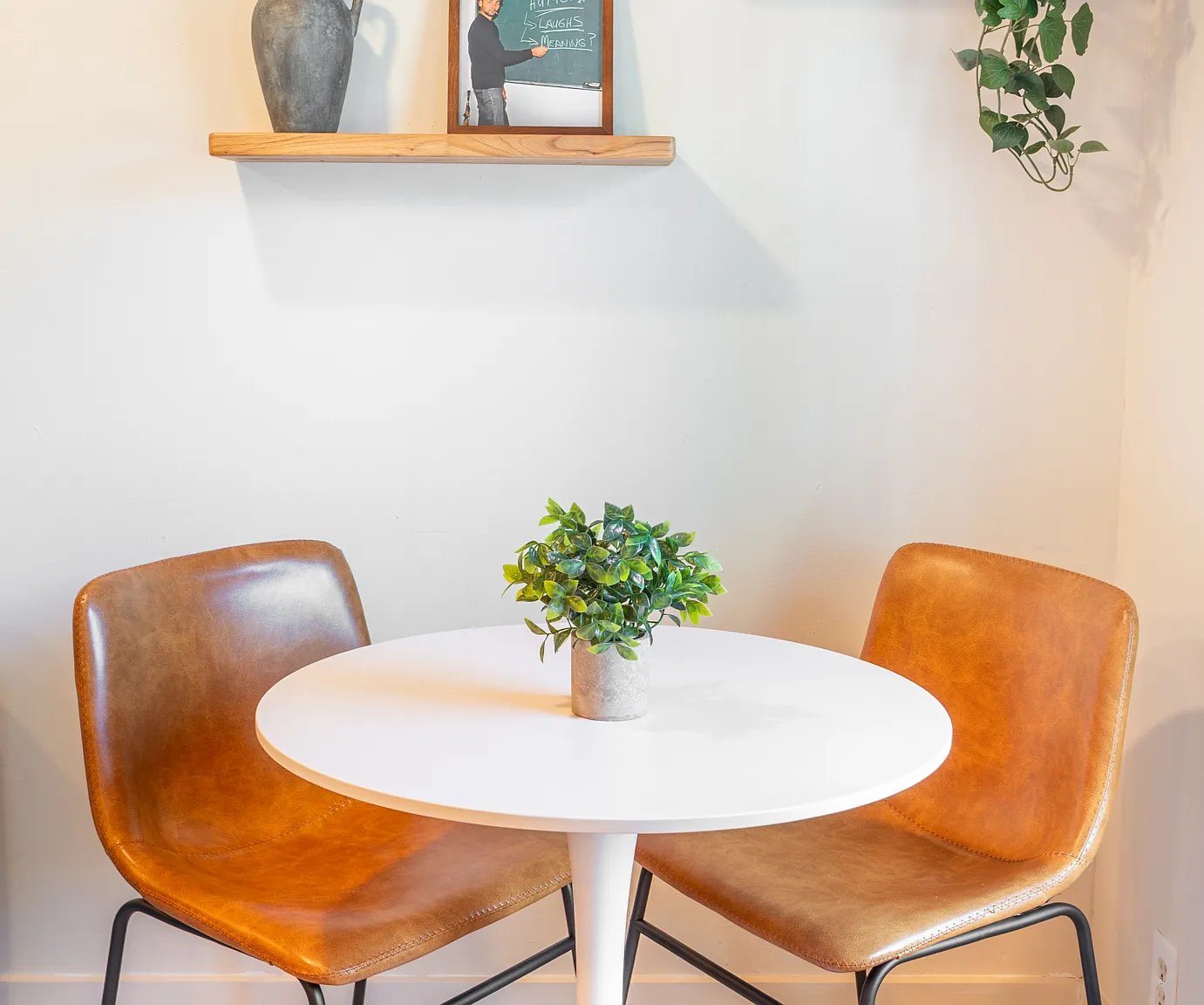 1 bed, 800 sqft, $1,900 — Photo 4