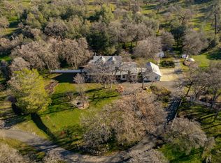 13545 Valley Creek Ln, Redding, CA 96003