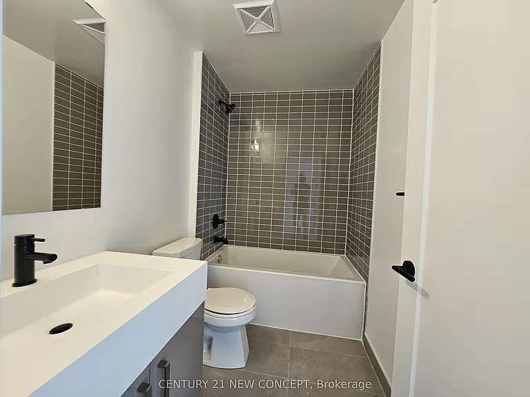 280 Dundas St E #2811 — Photo 10