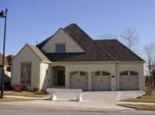 8445 N Donnelly Ct, Kansas City, MO 64157