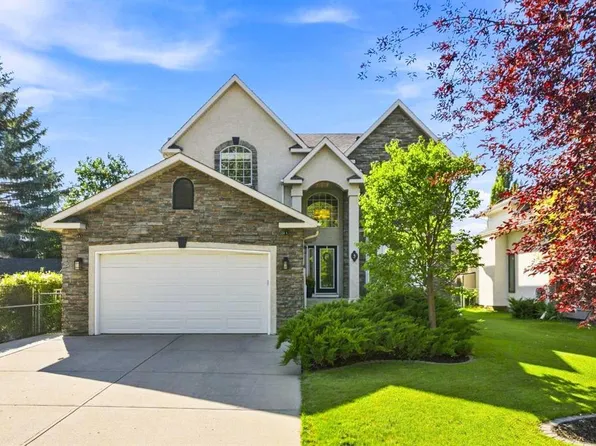 5 E Sunset Way SE, Calgary, AB T2X 3H6