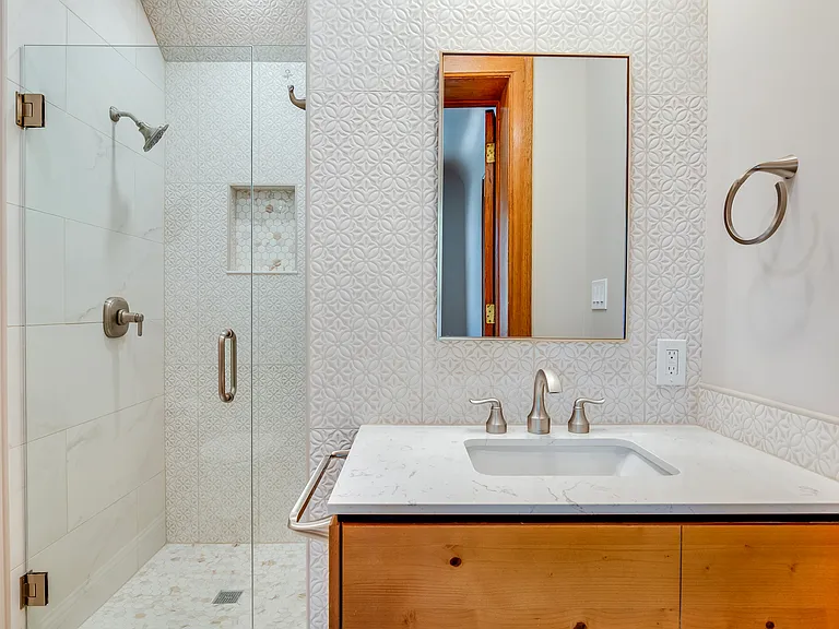 2301 N Marion St #1 — Photo 11