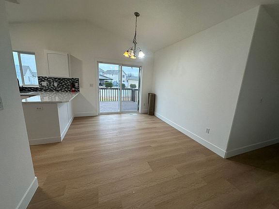 4th image of 7915 Chehalis Dr
