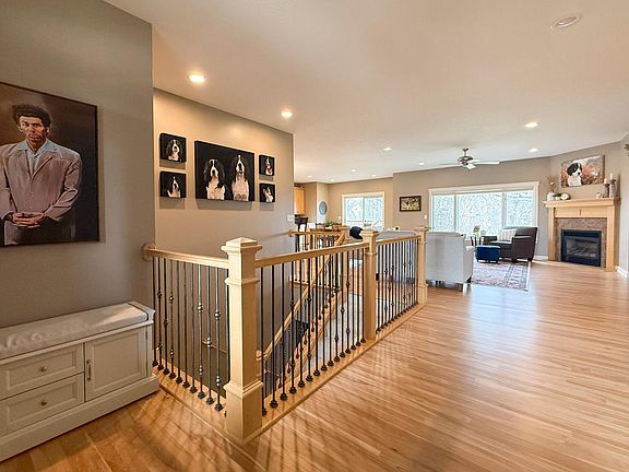 2nd image of 4101 Stone Point Dr NE