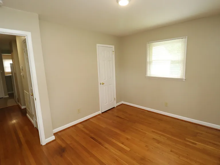 829 Carlisle St — Photo 21