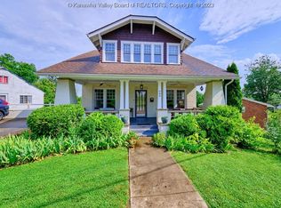 900 Locust Rd, Charleston, WV 25314