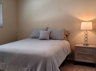 96 N Lima St, Sierra Madre, CA 91024