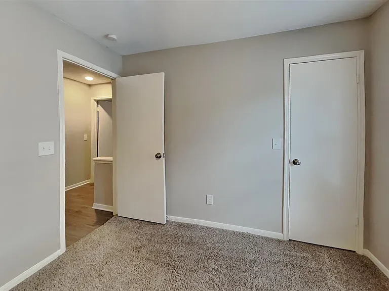 1031 Cascade Creek Dr — Photo 19