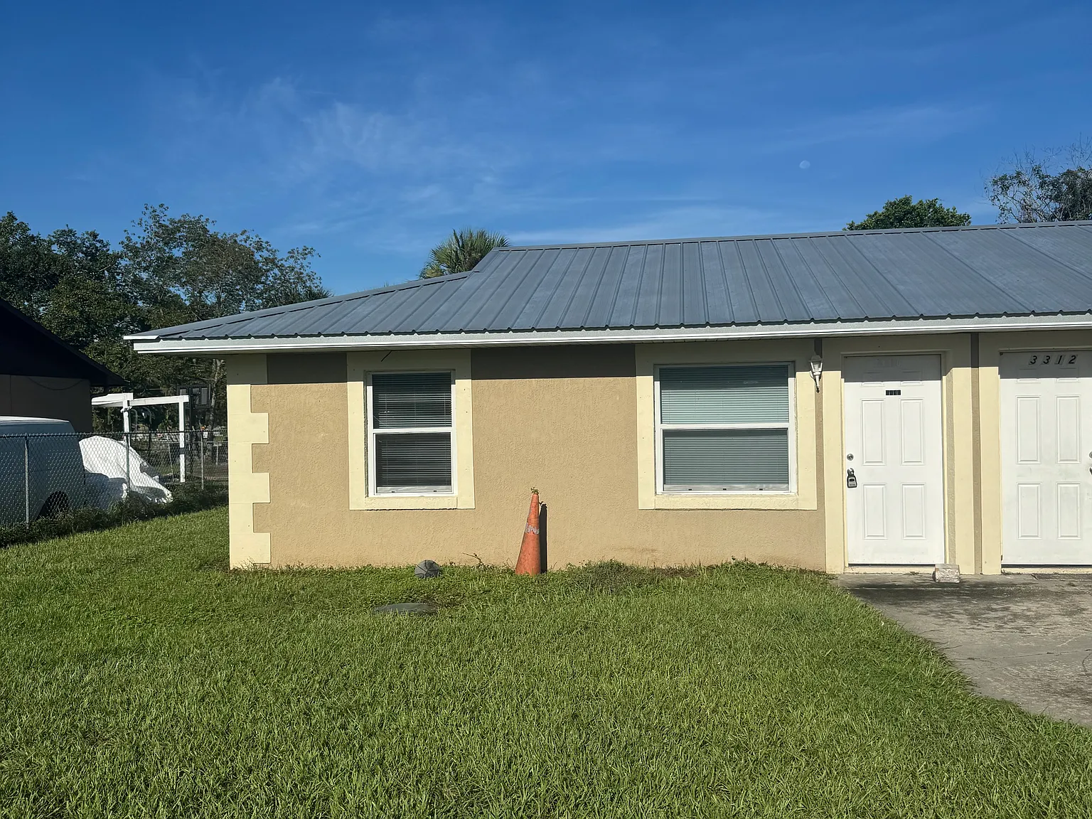 1 bed, 750 sqft, $995 — Photo 1