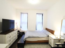 120 Mac Dougal St, New York, NY