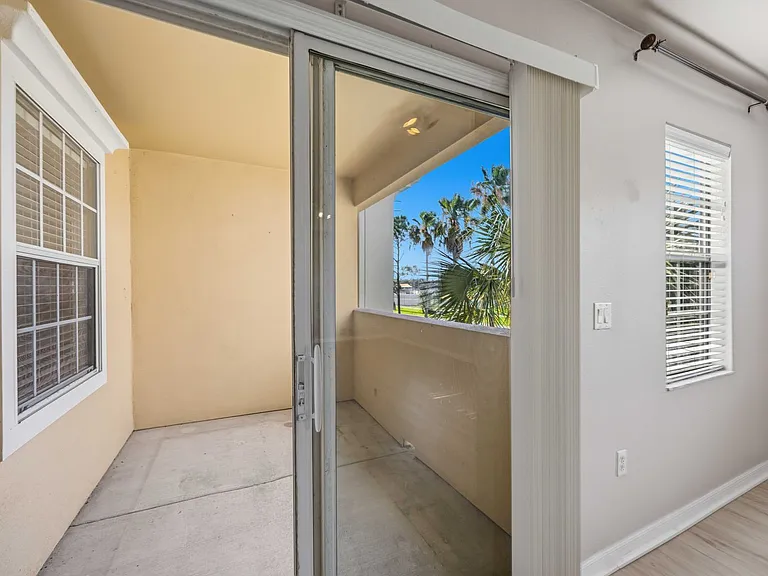 1195 Villagio Cir #208 — Photo 31