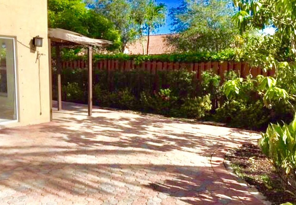 1st image of 11229 NW 58th Ter
