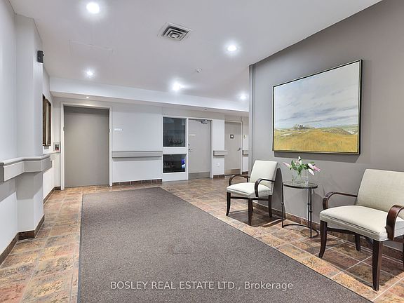 3rd image of 1387 Bayview Ave #203