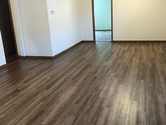 Living room/dining room