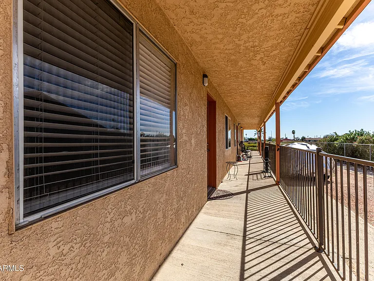 12817 W Cottonwood St #1 — Photo 2