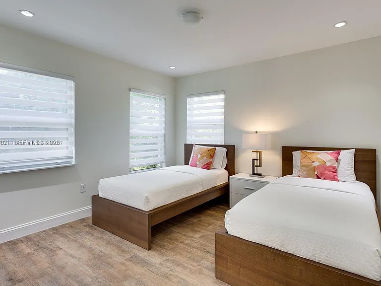 6260 SW 58th Pl — Photo 11