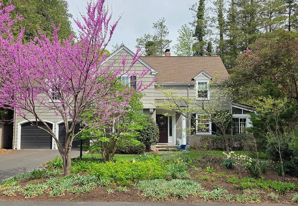 1st image of 1204 Evergreen Rd