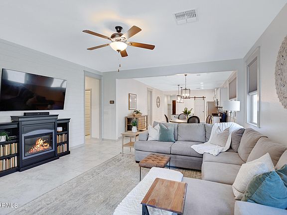 3rd image of 36107 N Urika Dr