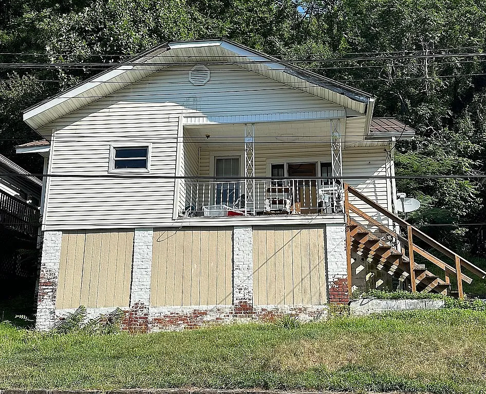 414 Lusk Ave photo 1
