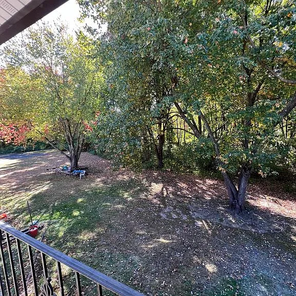 511 Garnet Dr — Photo 17