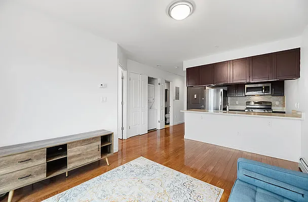 Rented by REAL New York | media 26