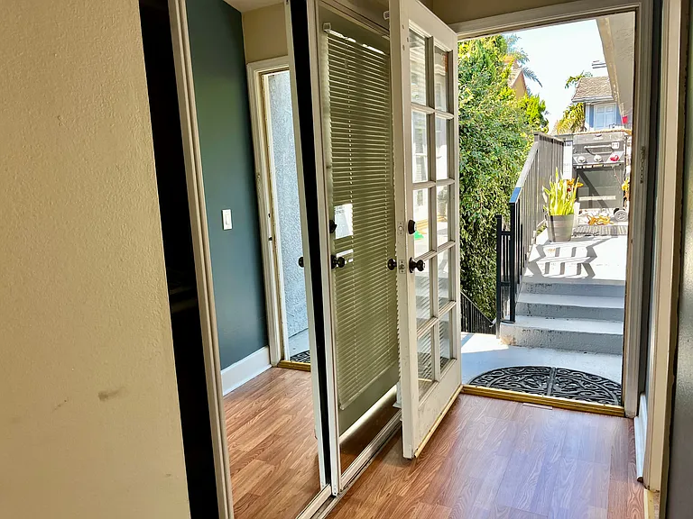 5142 Dunbar Dr #3 — Photo 9