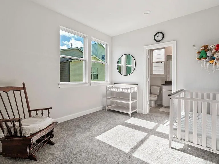 316 Jensen Dr — Photo 28