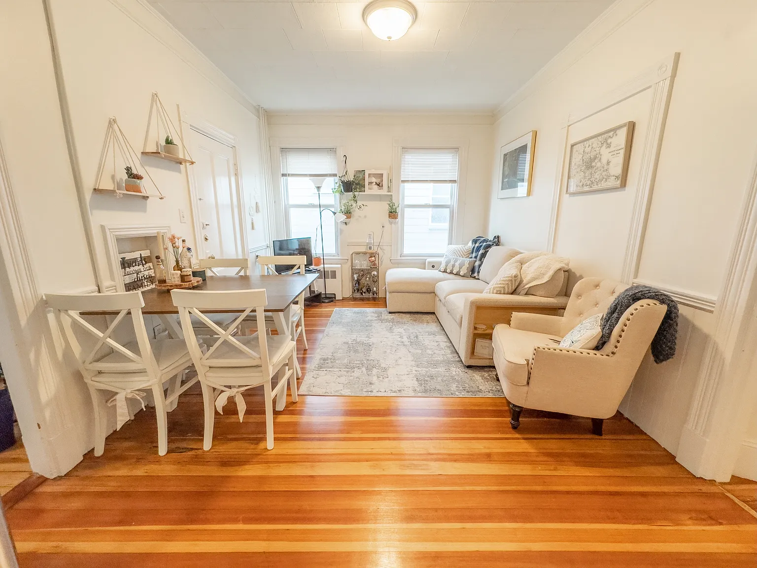 12 Hamlin Street - 1 — Photo 3