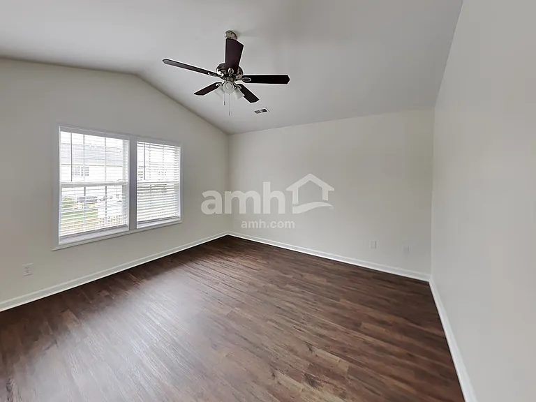 10502 Glory Meadow Ct — Photo 11