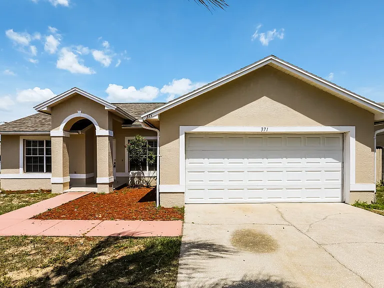 371 Snowshoe Ct — Photo 1