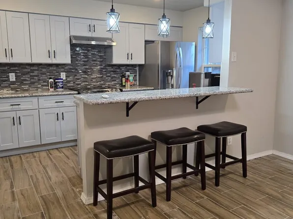 11807 Algonquin Dr, Houston, TX 77089