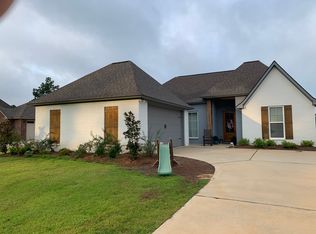 114 Plantation Hill Dr, Ruston, LA 71270