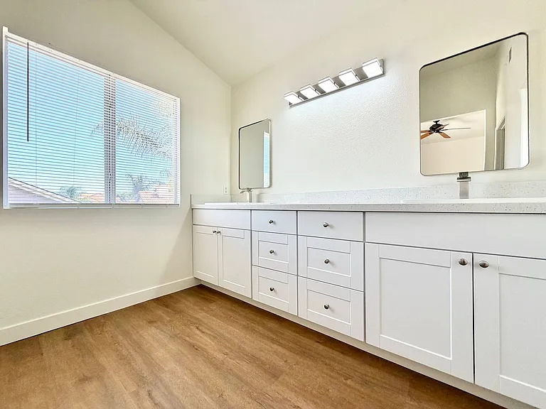 15854 Pampas Ct — Photo 22