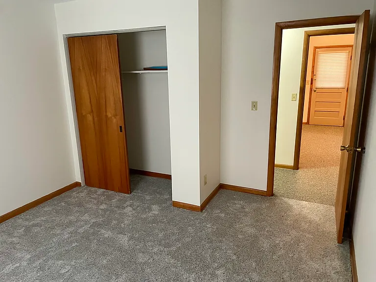 7871 McQuaid Rd — Photo 12