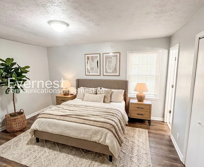 539 Green St — Photo 4