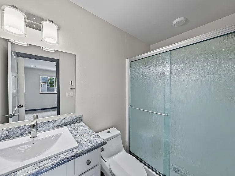 1621 SW Mulberry Pl #D304 — Photo 5