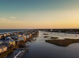 111 Florida Ave APT 2, Carolina Beach, NC 28428