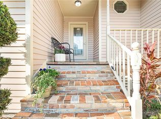 1902 Audubon Trce #1902, New Orleans, LA 70121