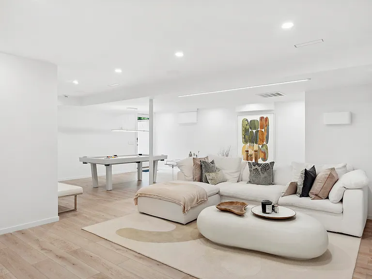 50 Terry Dr — Photo 17