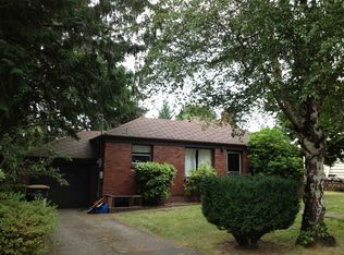 2742 NE 94th St, Seattle, WA 98115