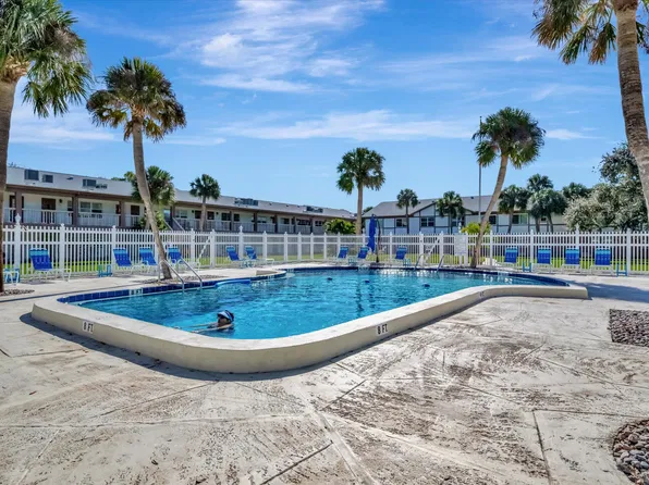 650 Pinellas Point Dr S APT 216, Saint Petersburg, FL 33705