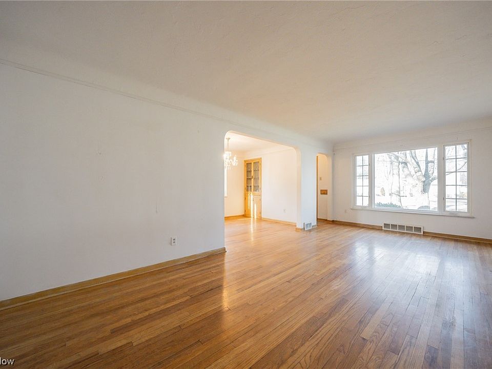 24785 Gessner Rd, North Olmsted, OH 44070 Zillow