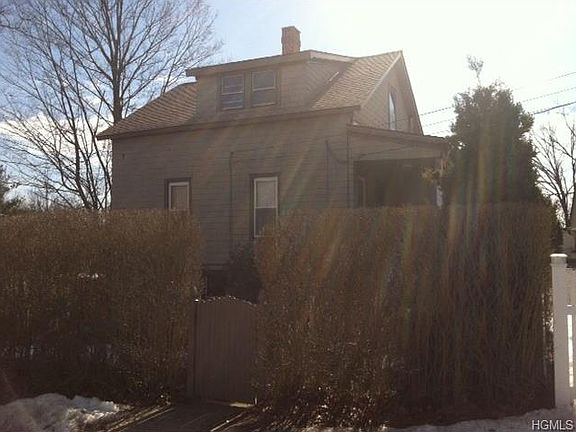 3rd image of 7 Howard St