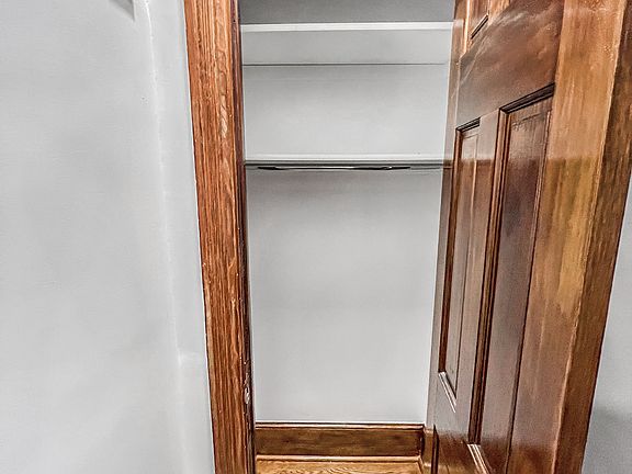 4th image of 19 Herkimer St APT 4