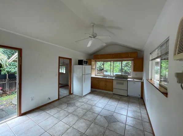 23 Haku Hale Pl, Lahaina, HI 96761