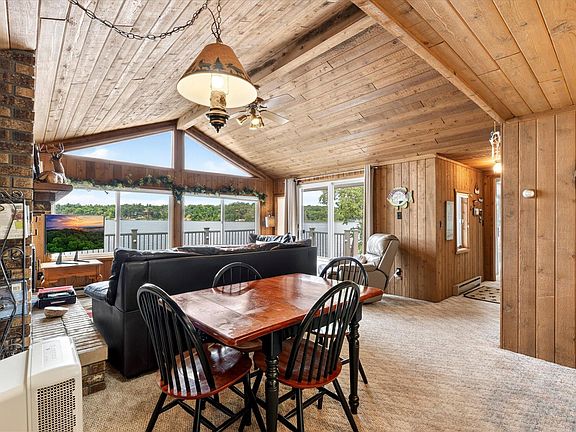 4th image of 32517 Timberlane Point